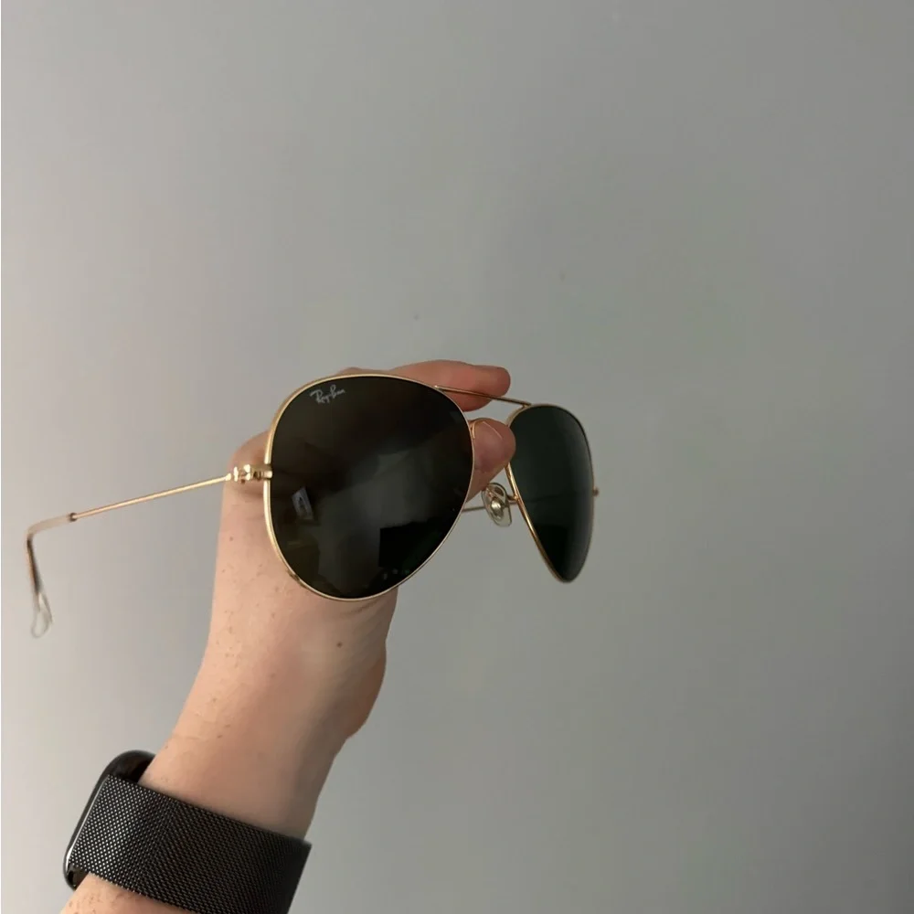 Ray-Ban Gold Frame Aviator Sunglasses - Picture 3 of 7